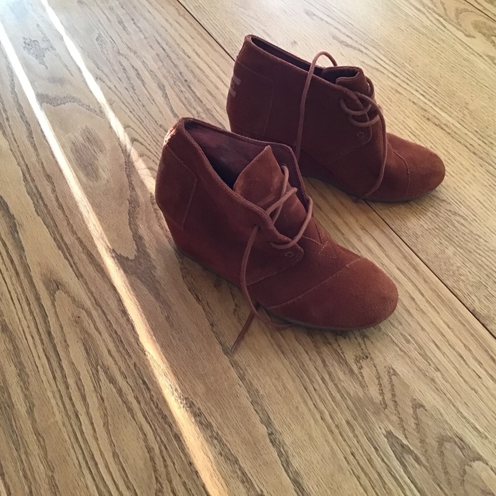 Toms Booties Chestnut Suede